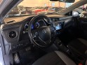 Toyota auris rc18 hybride 136h design garantie 12 mois occasion  simplicicar aix les bains simplicicar simplicibike france