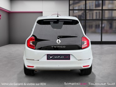 Renault twingo iii tce 95 edc le coq sportif caméra de recul  apple carplay garantie 12 mois occasion simplicicar toulouse...