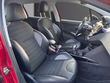 Peugeot 2008 bluehdi 100ch ss bvm5 allure  apple carplay  garantie 12 mois occasion simplicicar vernon simplicicar...