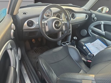 Mini mini 1.6i - 115 cooper embrayge neuf boiite ideal jeune conducteur occasion avignon (84) simplicicar simplicibike france