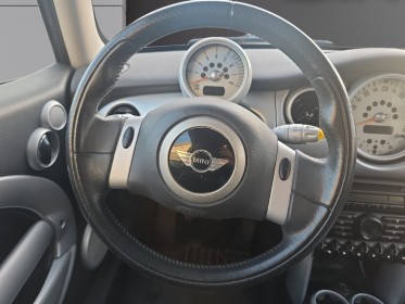 Mini mini 1.6i - 115 cooper embrayge neuf boiite ideal jeune conducteur occasion avignon (84) simplicicar simplicibike france