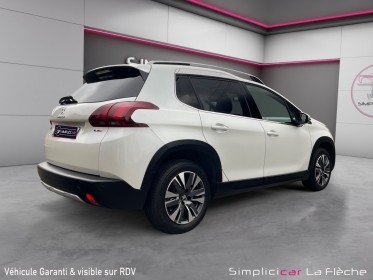 Peugeot 2008 1.2 puretech 110ch ss bvm5 allure - 1ere main - carplay - entretien peugeot occasion simplicicar la fleche...