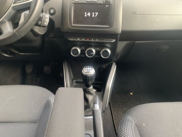 Dacia duster eco-g 100 4x2 prestige caméra garantie 12 mois occasion montreuil (porte de vincennes)(75) simplicicar...