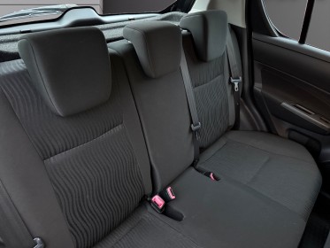 Suzuki swift iii 1.2 vvt glx première main garantie 12 mois occasion simplicicar dijon simplicicar simplicibike france