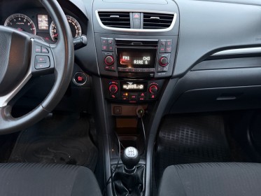Suzuki swift iii 1.2 vvt glx première main garantie 12 mois occasion simplicicar dijon simplicicar simplicibike france