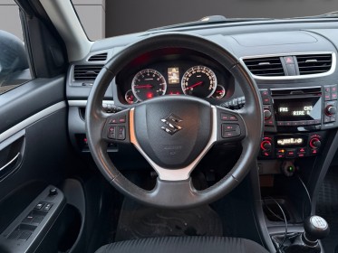 Suzuki swift iii 1.2 vvt glx première main garantie 12 mois occasion simplicicar dijon simplicicar simplicibike france