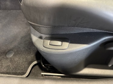 Renault clio iv tce 120 energy edc initiale paris garantie 12 mois toit pano keyless bose occasion simplicicar narbonne...