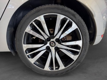 Renault clio iv tce 120 energy edc initiale paris garantie 12 mois toit pano keyless bose occasion simplicicar narbonne...