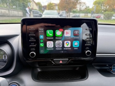 Toyota yaris hybride my22 116h design / carplay / camera / led / jantes occasion champigny-sur-marne (94) simplicicar...