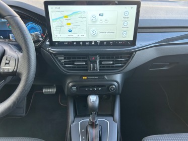Ford focus 1.0 ecoboost 155 mhev powershift st-line x / sièges  volant chauffant / caméra / carplay occasion simplicicar...