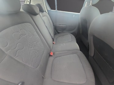 Hyundai i20 1.4 crdi 90 blue drive pack sensation motorisation chaine / idéal jeune conducteur occasion avignon (84)...