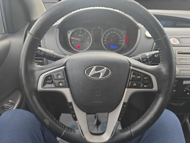 Hyundai i20 1.4 crdi 90 blue drive pack sensation motorisation chaine / idéal jeune conducteur occasion avignon (84)...
