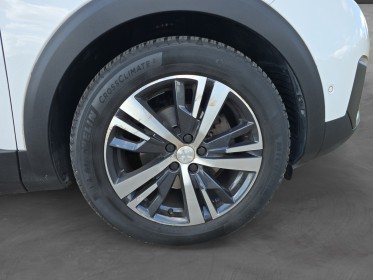 Peugeot 5008 1.5 hdi 130ch ss bvm6 allure distribution pompe à eau fait garantie 12 mois caméra de recul apple carplay...