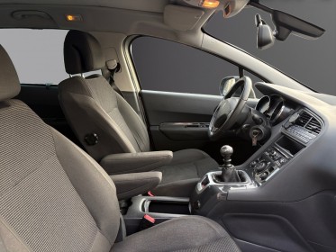 Peugeot 5008 1.6 hdi 115ch fap bvm6 style 7pl, radar de recul, affichage tête haute, garantie 12 mois occasion simplicicar...