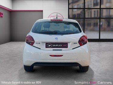 Peugeot 208 1.2 puretech 82ch bvm5 active occasion cannes (06) simplicicar simplicibike france