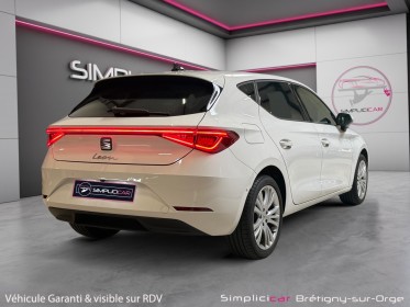 Seat leon 1.0 tsi 110 bvm6 urban - carplay - caméra de recul - garantie 12 mois occasion simplicicar bretigny-sur-orge...
