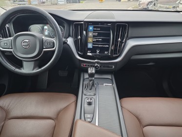 Volvo xc60 d4 adblue 190 ch geartronic 8 momentum//suivi volvo//garantie 12 mois// occasion simplicicar lille  simplicicar...