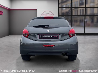 Peugeot 208 1.6 bluehdi 120ch ss bvm6 gt line - carplay - camera -  distrib ok occasion simplicicar compiegne simplicicar...