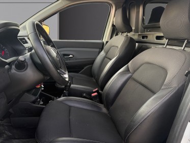 Renault express 1.5 bluehdi  confort, radar de recul, kit bois, garantie 12 mois occasion simplicicar lunel simplicicar...