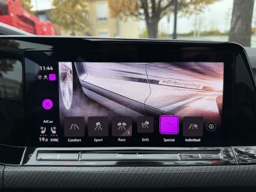 Volkswagen golf 8 - viii - 2.0 tsi 320 dsg7 r performance - toit ouvrant - akrapovic - harman kardon - tete haute - occasion...