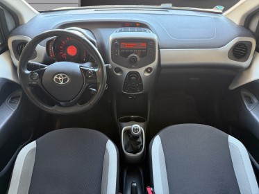Toyota aygo 1.0 vvt-i climatisation/regulateur/bluetooth - garantie 12 mois - occasion simplicicar marignane  simplicicar...