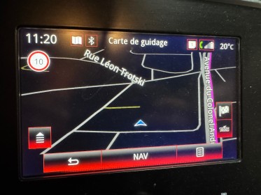 Renault megane iv berline tce 100 energy limited garantie 12 mois occasion montpellier (34) simplicicar simplicibike france