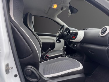 Renault twingo iii tce 95 zen suivi constructeur occasion simplicicar lille  simplicicar simplicibike france