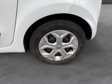 Renault twingo iii tce 95 zen suivi constructeur occasion simplicicar lille  simplicicar simplicibike france