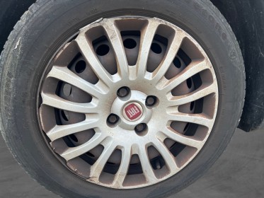 Fiat grande punto 1.2 8v 65 dynamic - garantie 12 mois occasion simplicicar lyon nord simplicicar simplicibike france