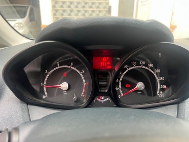 Ford fiesta 1.25 82 trend pack siège chauffant rien à prévoir garantie 12 mois occasion simplicicar le raincy simplicicar...