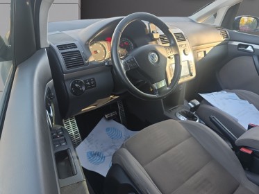 Volkswagen touran 2.0 16s tdi 140 confort dsg 7pl occasion avignon (84) simplicicar simplicibike france