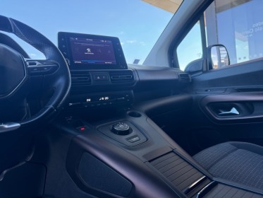 Peugeot rifter bluehdi 130 ss eat8 gt line carplay - attelage - led - keyless go - camera - historique complet occasion...