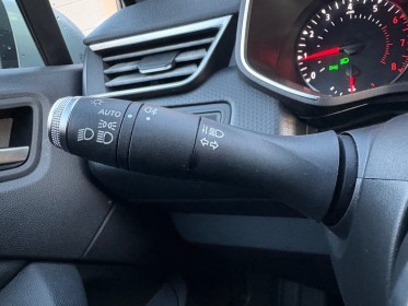 Renault clio v 1.0 sce 75 zen - gps - régulateur-limiteur de vitesse-carplay occasion simplicicar lagny  simplicicar...
