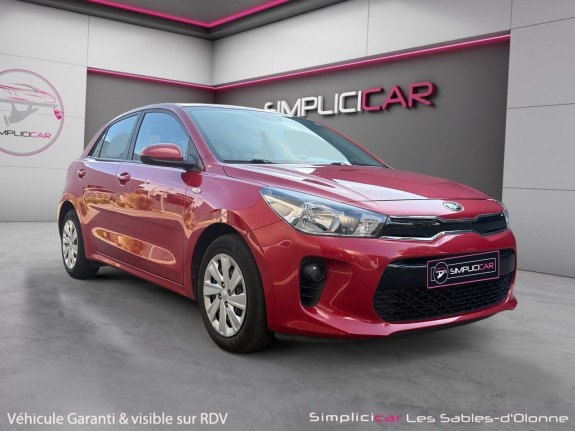 Kia rio 1.2l 84 ch isg active - garantie de 12 mois - climatisation - attelage - occasion simplicicar les sables-d'olonne...