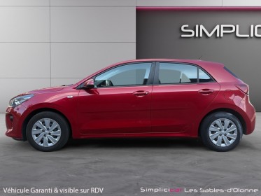 Kia rio 1.2l 84 ch isg active - garantie de 12 mois - climatisation - attelage - occasion simplicicar les sables-d'olonne...