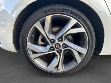 Renault megane iv berline tce 205 energy edc7 gt - bose ath attelage - garantie 12 mois occasion simplicicar caen ...