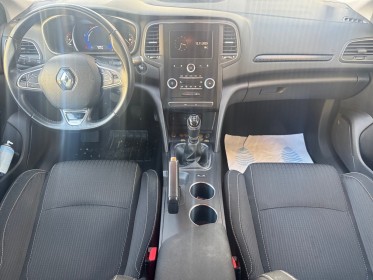 Renault megane iv berline tce 100 energy life occasion cannes (06) simplicicar simplicibike france