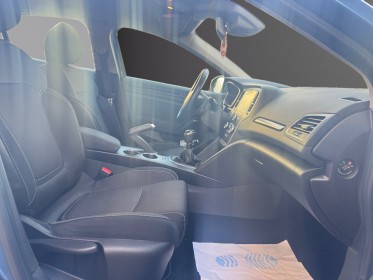 Renault megane iv berline tce 100 energy life occasion cannes (06) simplicicar simplicibike france