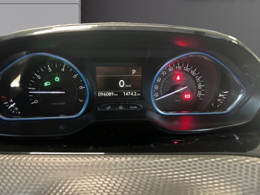 Peugeot 2008 1.2 110ch ss eat6 crossway caméra clim toit panoramique garantie 12 mois occasion simplicicar bordeaux ...