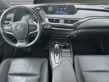 Lexus ux 300 luxe caméra carplay siège ventilé chauffant keyless-go garantie 12 mois occasion simplicicar bordeaux ...