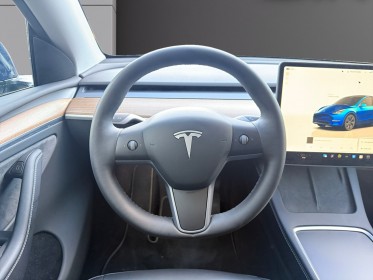 Tesla model y standard rwd caméra 3d de recul siège électrique chauffant garantie constructeur occasion simplicicar...