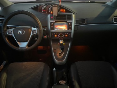 Toyota verso feel! 147 vvt-i feel! skyview cvt occasion cannes (06) simplicicar simplicibike france