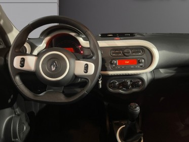 Renault twingo iii sce 65 life garantie 12 mois occasion simplicicar saint-jean simplicicar simplicibike france