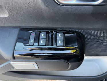 Citroen c3 c3 puretech 110 ss bvm6 shine pack apple carplay camera de recul distribution ok fait chez citroen garantie 12...