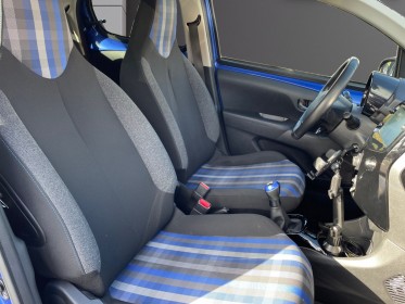 Peugeot 108 vti 72ch - collection - faible km - caméra de recul occasion simplicicar compiegne simplicicar simplicibike france