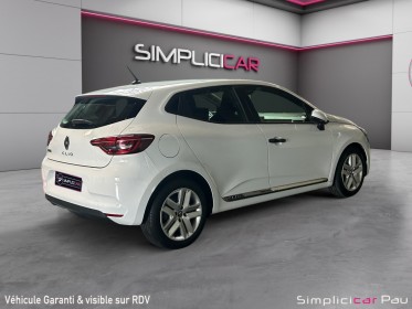 Renault clio v societe clio  blue dci 85 business reversible tva recuperable occasion simplicicar pau simplicicar...