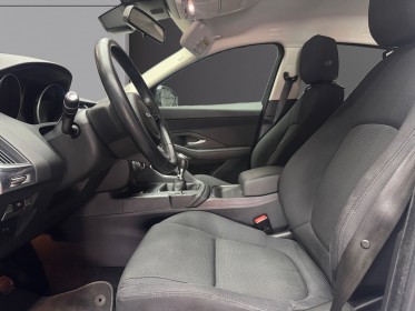 Jaguar e-pace 2.0 d - 150 ch awd bvm se occasion simplicicar pau simplicicar simplicibike france