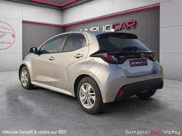 Toyota yaris hybride affaires my22 116h dynamic business caméra de recule 1ére main garantie constructeur 12/2026 occasion...