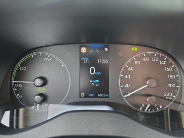 Toyota yaris hybride affaires my22 116h dynamic business caméra de recule 1ére main garantie constructeur 12/2026 occasion...
