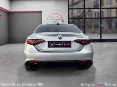 Alfa romeo giulia 2.0 tb 200 ch at8 sport edition - garantie 12 mois occasion simplicicar reims simplicicar simplicibike france